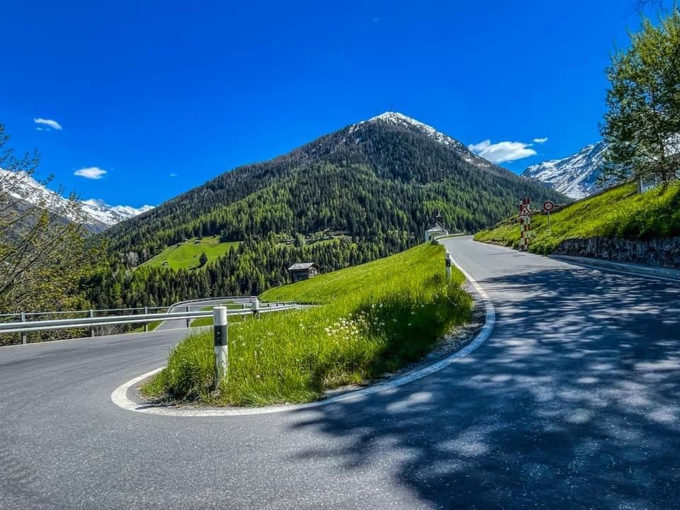 Grimentz Road